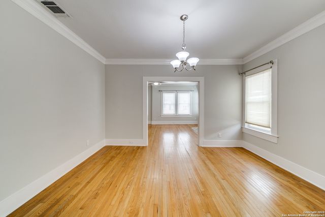 1629 W Magnolia Ave, San Antonio, TX 78201