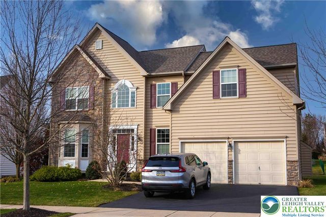 1028 Kingston Lane, Upper Macungie Twp, PA 18031