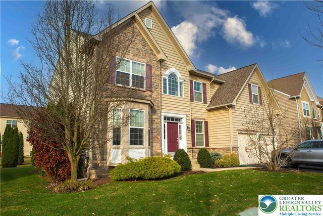 1028 Kingston Lane, Upper Macungie Twp, PA 18031