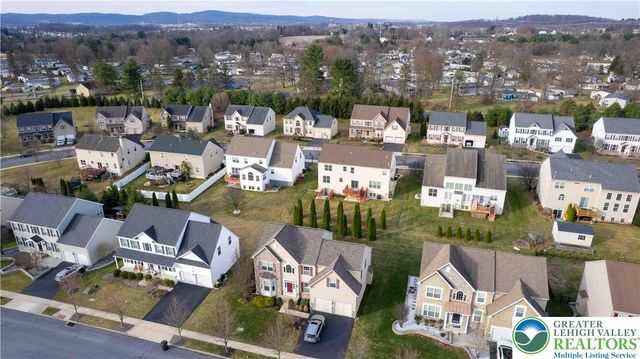 1028 Kingston Lane, Upper Macungie Twp, PA 18031