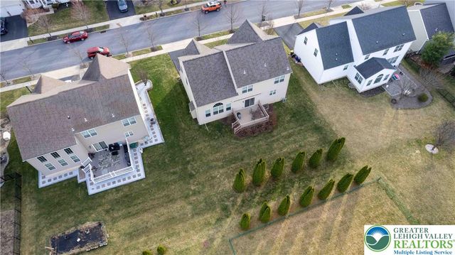 1028 Kingston Lane, Upper Macungie Twp, PA 18031