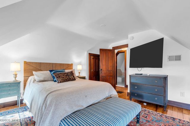 62 Webb Avenue, Ocean Grove, NJ 07756