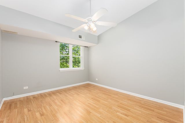 798 N Gary Avenue 210, Carol Stream, IL 60188