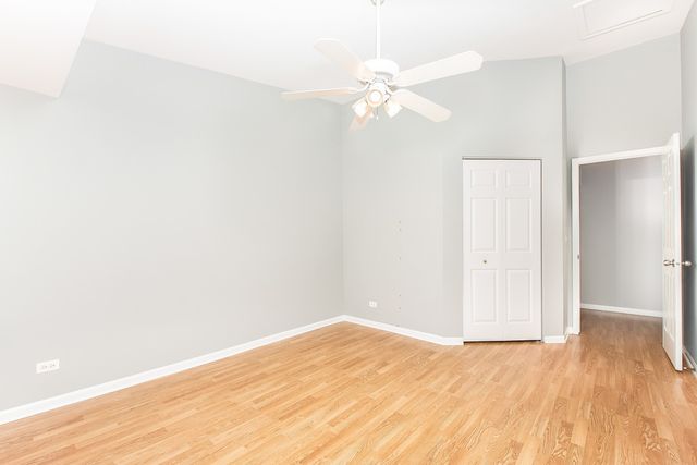 798 N Gary Avenue 210, Carol Stream, IL 60188