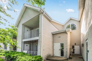 798 N Gary Avenue 210, Carol Stream, IL 60188