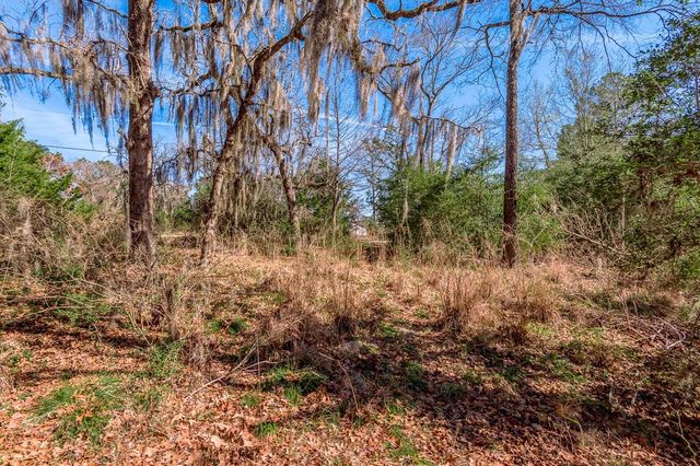 284 & 285 Arrowhead Lane, Huntsville, TX 77320