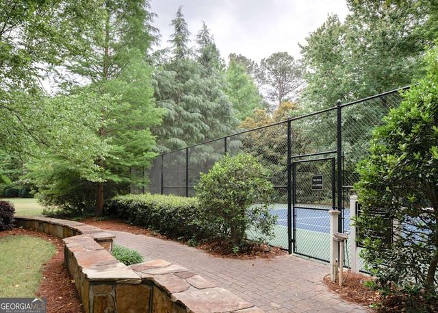 4307 Westchester Ridge NE, Brookhaven, GA 30319