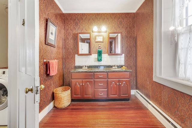 1607 Massey Road, Springfield, VT 05156