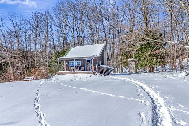 1607 Massey Road, Springfield, VT 05156