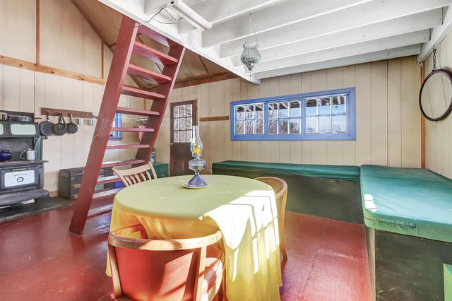 1607 Massey Road, Springfield, VT 05156