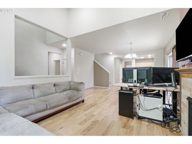 29170 Sw ORLEANS Ave, Wilsonville, OR 97070