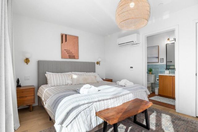 208 Capitola Avenue, Capitola, CA 95010