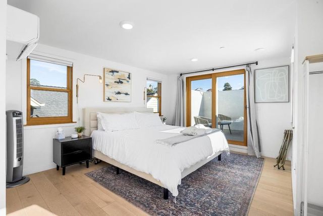 208 Capitola Avenue, Capitola, CA 95010