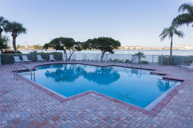 7974 SAILBOAT KEY BOULEVARD S 602, South Pasadena, FL 33707