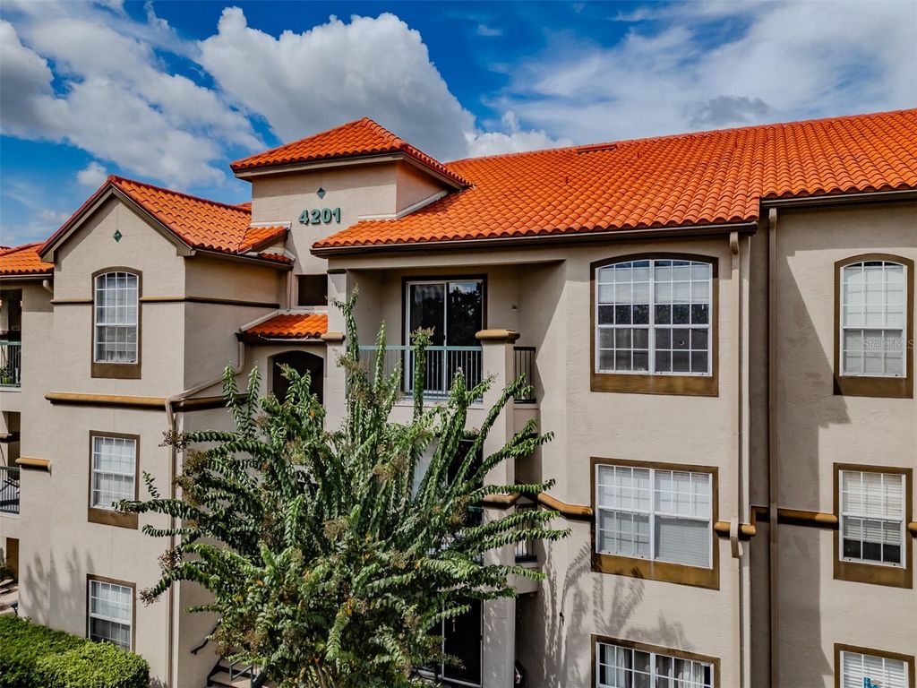 4201 WOODSTORKS WALK WAY 3302, Lutz, FL 33558