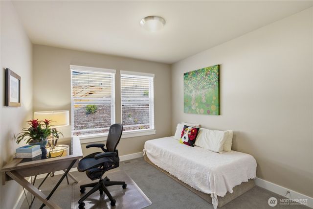 11112 Shawnee Rd E, Puyallup, WA 98374