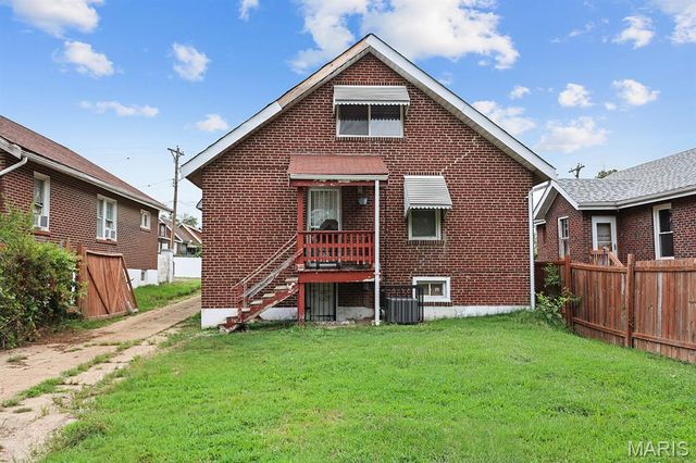 6420 Glenmore Avenue, Uplands Park, MO 63121