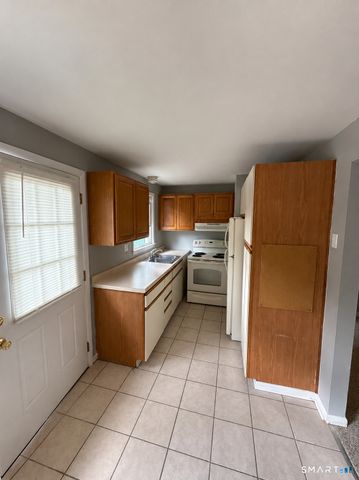 144 East Main Street 24D, Clinton, CT 06413