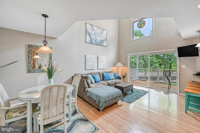 286 LAKE FRONT DR, Mineral, VA 23117