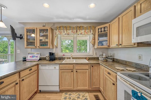 286 LAKE FRONT DR, Mineral, VA 23117