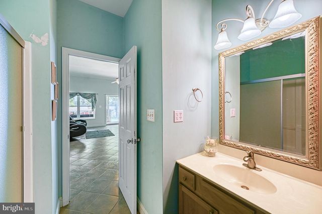 286 LAKE FRONT DR, Mineral, VA 23117