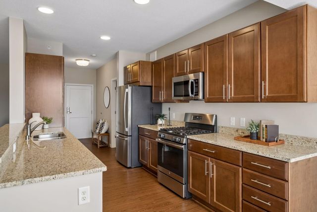 7070 153rd Street W 407, Apple Valley, MN 55124