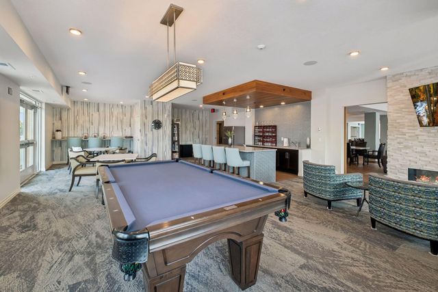 7070 153rd Street W 407, Apple Valley, MN 55124