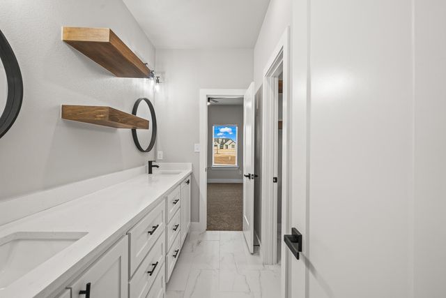 9435 County Road 5330, Shallowater, TX 79363