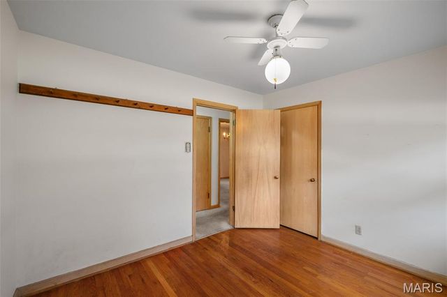 8 Buckeye Drive, Ferguson, MO 63135