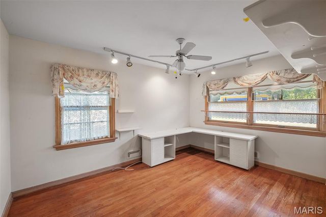 8 Buckeye Drive, Ferguson, MO 63135