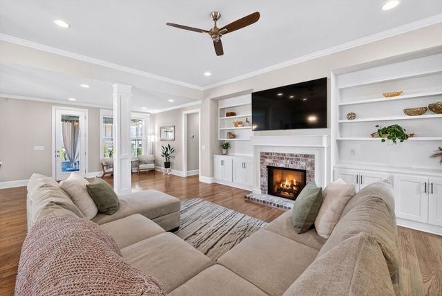 1708 Sorrell Park Dr, Spring Hill, TN 37174