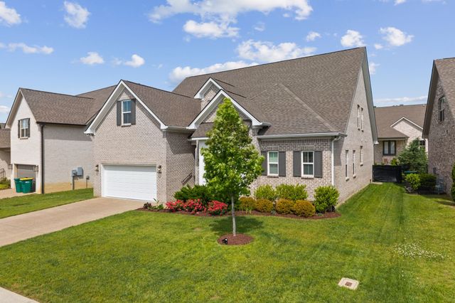 1708 Sorrell Park Dr, Spring Hill, TN 37174
