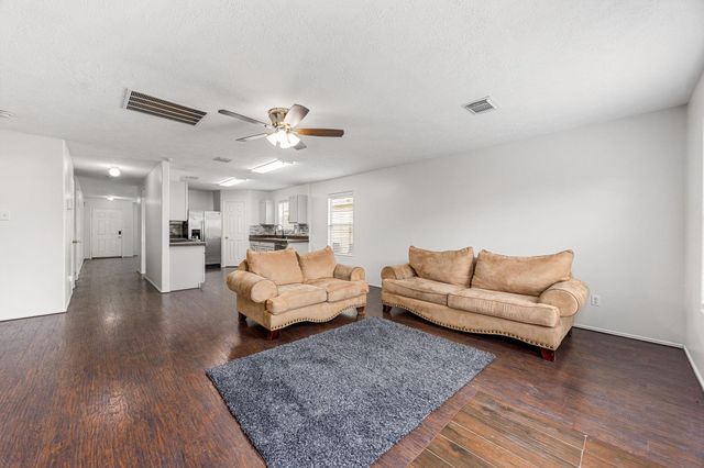 19130 Yaupon Ranch Drive, Cypress, TX 77433