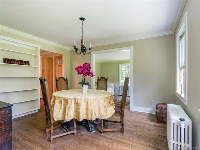 33 Washington Avenue, Woodbury, CT 06798