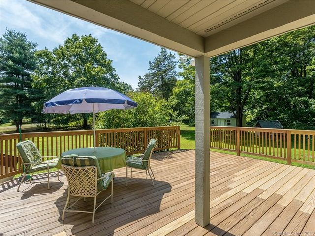 33 Washington Avenue, Woodbury, CT 06798