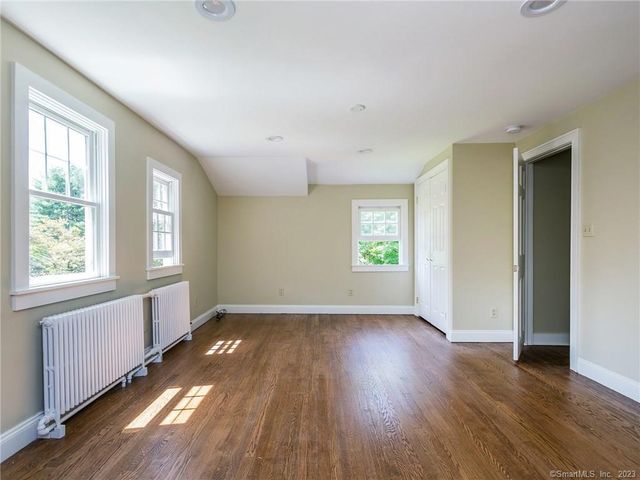 33 Washington Avenue, Woodbury, CT 06798
