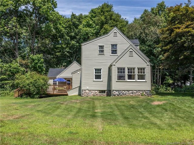 33 Washington Avenue, Woodbury, CT 06798
