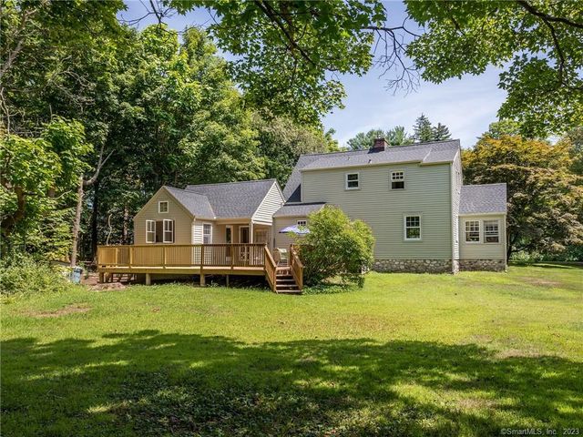 33 Washington Avenue, Woodbury, CT 06798