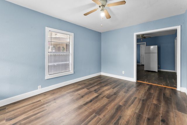 1612 Harris Court, Dallas, TX 75223
