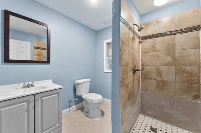 1612 Harris Court, Dallas, TX 75223