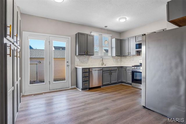 3308 Domain Street, St Charles, MO 63301