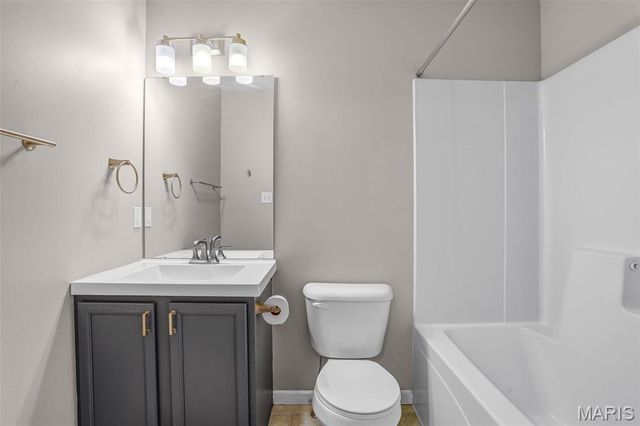 3308 Domain Street, St Charles, MO 63301