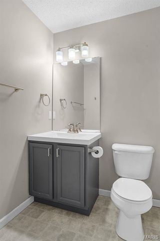 3308 Domain Street, St Charles, MO 63301