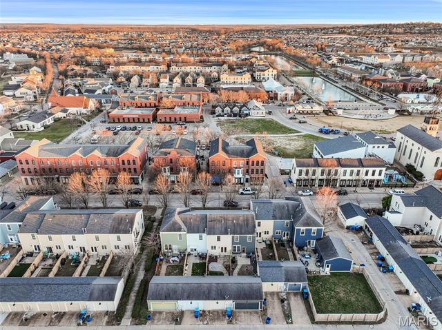 3308 Domain Street, St Charles, MO 63301