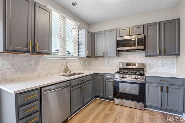 3308 Domain Street, St Charles, MO 63301