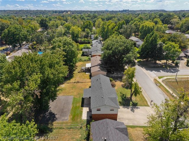 7911 Holly Avenue, Fort Smith, AR 72908