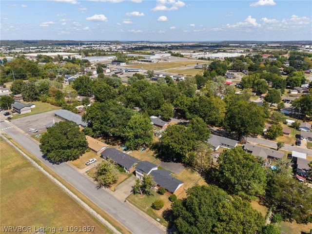7911 Holly Avenue, Fort Smith, AR 72908