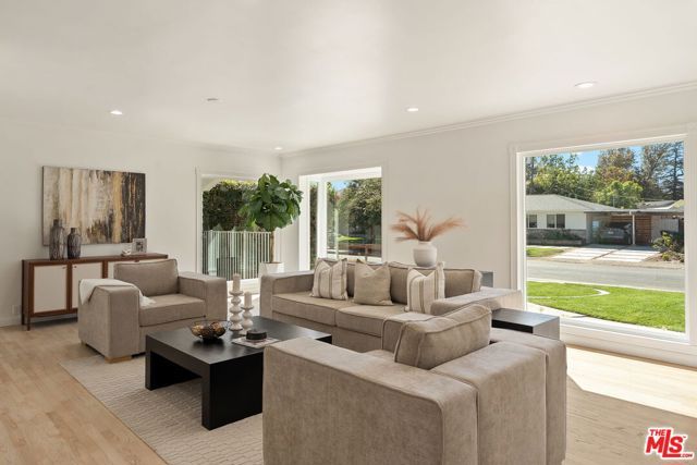 4640 Laurelgrove Avenue, Studio City (los Angeles), CA 91604