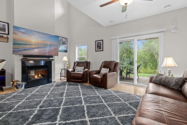 206 Alberta Lane, Little Canada, MN 55117
