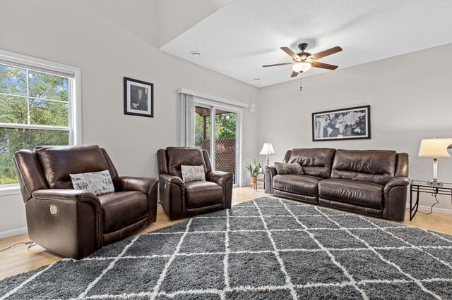 206 Alberta Lane, Little Canada, MN 55117